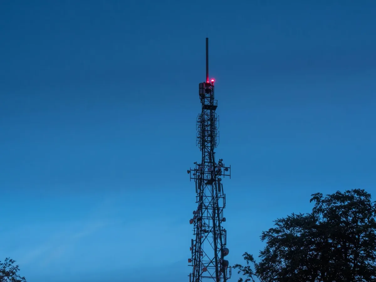 Telsiz noktalarını internet üzerinden tek panelden yönetmek